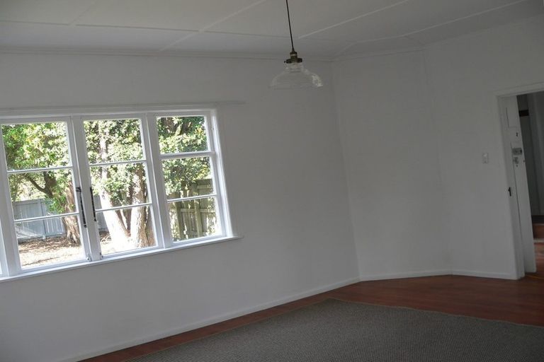 Photo of property in 140 Epuni Street, Epuni, Lower Hutt, 5011