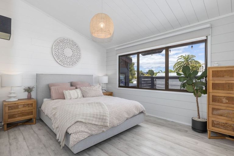 Photo of property in 114 Matatua Road, Raumati Beach, Paraparaumu, 5032