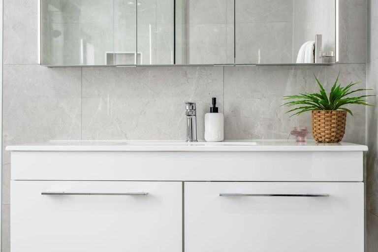 Photo of property in 10d Windlass Street, Long Bay, Auckland, 0630