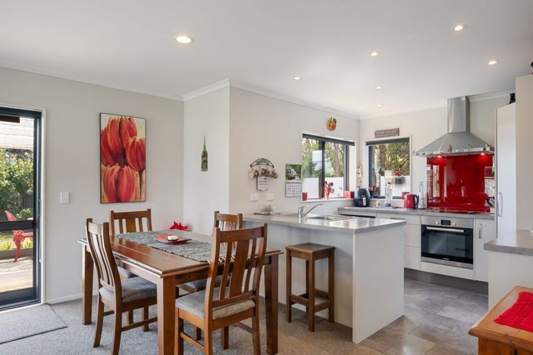 Photo of property in 8 Phoenix Court, Otaki, 5512