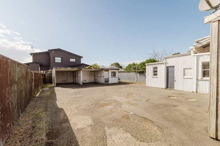 Photo of property in 23 Bourke Street, Palmerston North, 4410