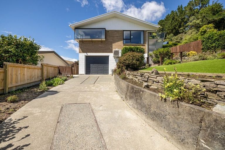 Photo of property in 1 Roseneath Place, Cashmere, Christchurch, 8022