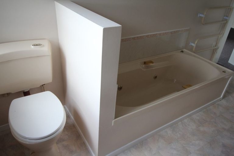 Photo of property in 24a Ascot Street, Hokowhitu, Palmerston North, 4410