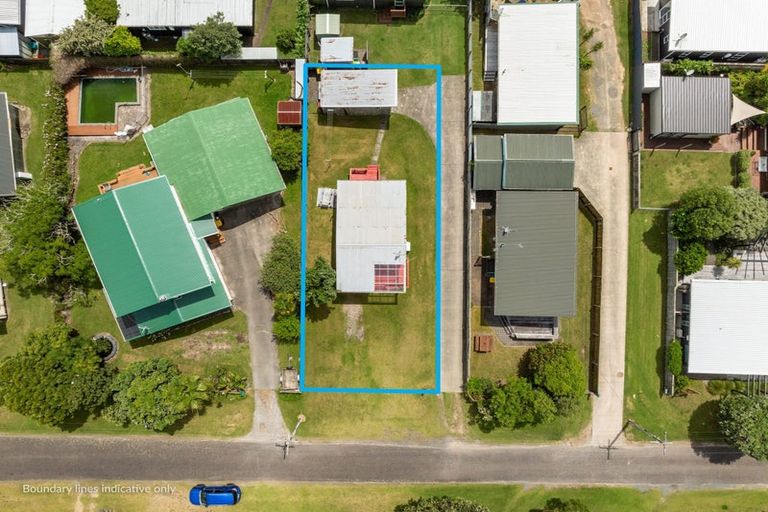 Photo of property in 104a The Square, Whangamata, 3620