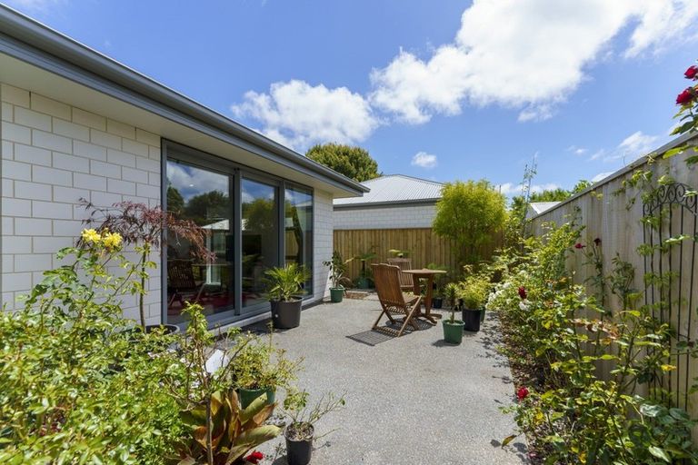Photo of property in 2/109 Rose Street, Somerfield, Christchurch, 8024