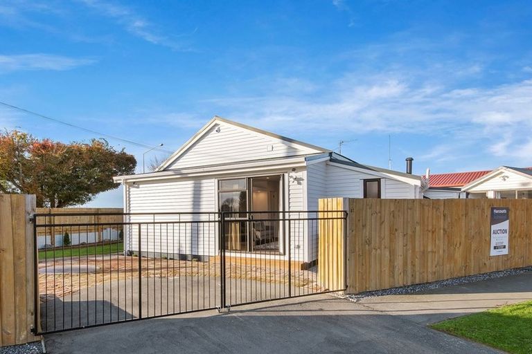 Photo of property in 31 Johns Road, Belfast, Christchurch, 8051