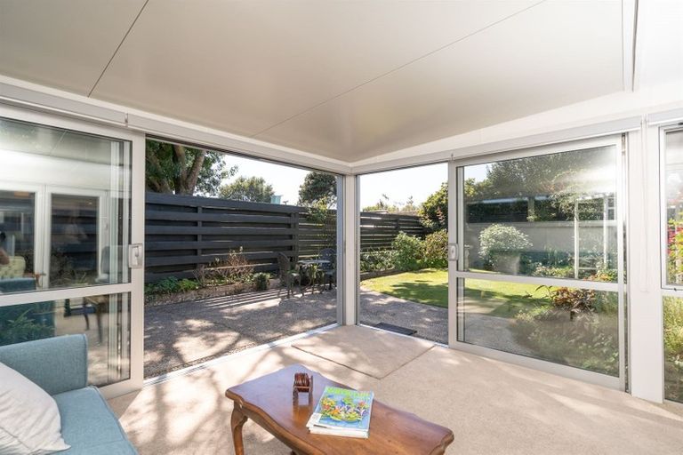 Photo of property in 8 Norma Place, Riverlea, Hamilton, 3216