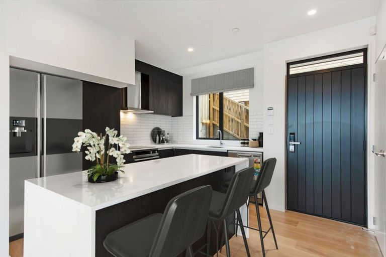 Photo of property in 7/36d Central Terrace, Kelburn, Wellington, 6012