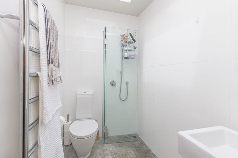 Photo of property in 33a Crofton Road, Ngaio, Wellington, 6035