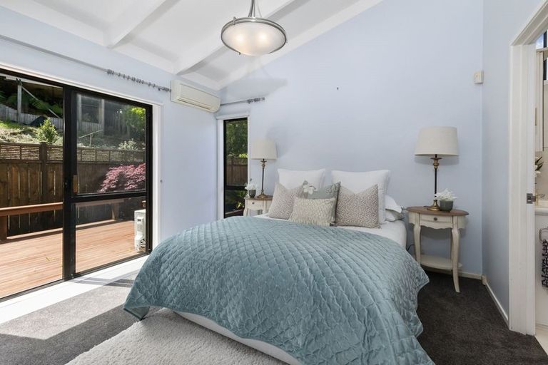 Photo of property in 1/9 Reynolds Place, Torbay, Auckland, 0630