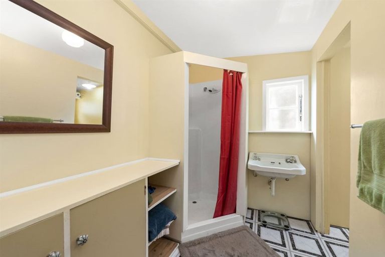 Photo of property in 5 Alexander Street, Ohingaiti, Hunterville, 4785