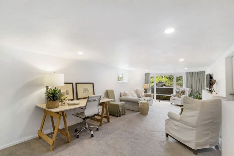 Photo of property in 51 Hinemoa Street, Birkenhead, Auckland, 0626