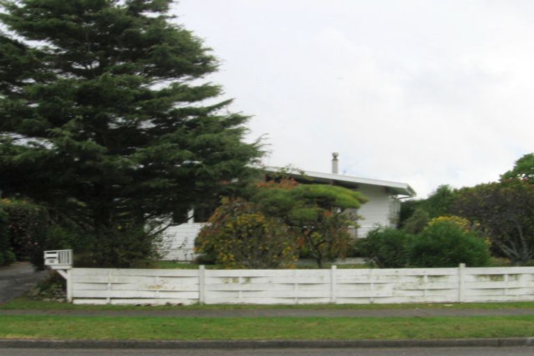 Photo of property in 32 Sylvan Avenue, Waikanae, 5036