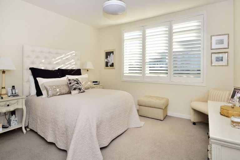 Photo of property in 83 Parkside Drive, Orewa, 0931