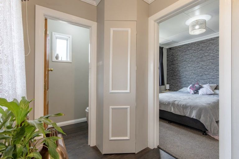 Photo of property in 2 Manila Street, Dannevirke, 4930