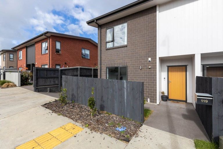 Photo of property in 119 Banks Street, Marfell, New Plymouth, 4310