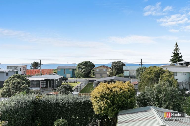 Photo of property in 21 Snell Crescent, Waihi Beach, 3611