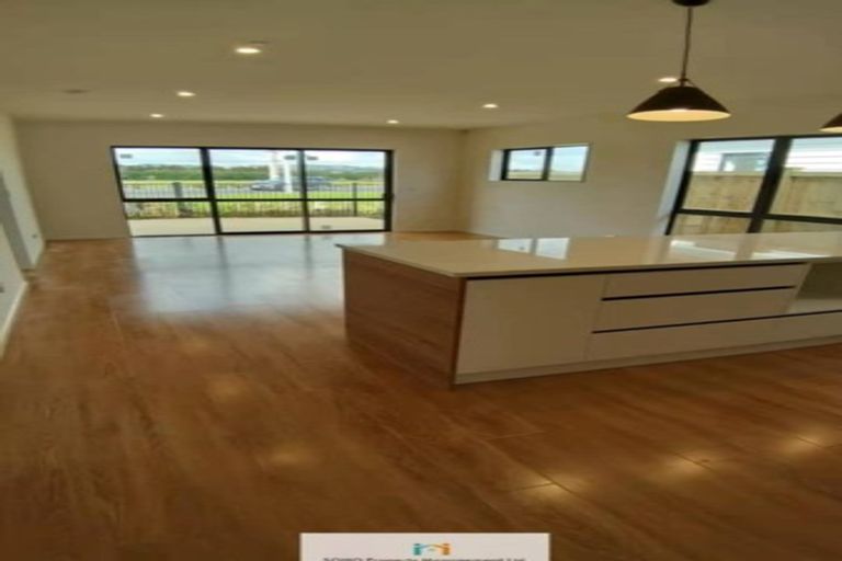 Photo of property in 13 Sapwood Crescent, Takanini, 2110