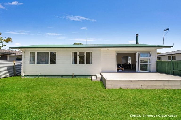 Photo of property in 30 Ruamahanga Crescent, Terrace End, Palmerston North, 4410