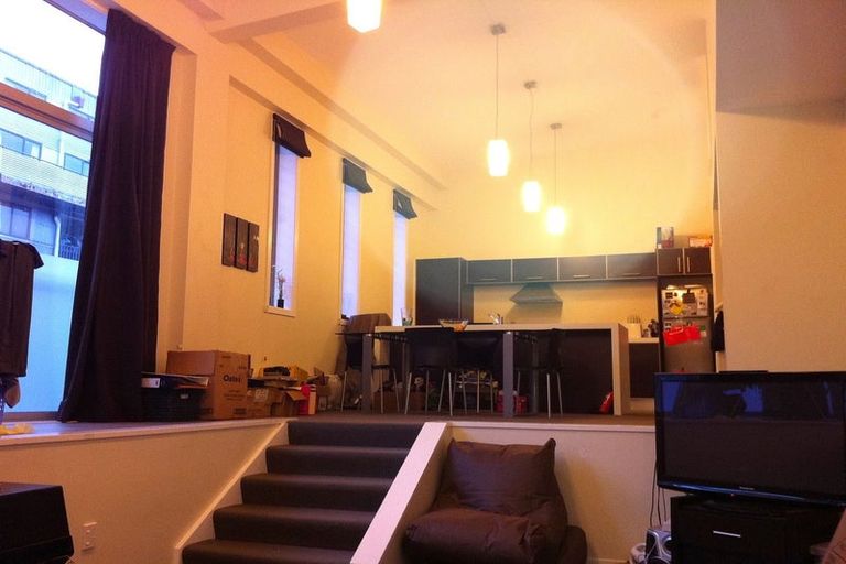 Photo of property in Las Olas De Cuba, 13/35 Torrens Terrace, Mount Cook, Wellington, 6011