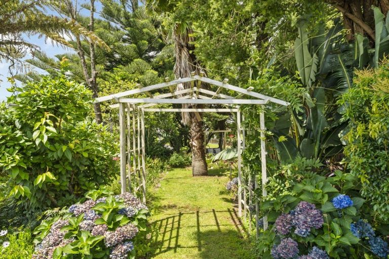 Photo of property in 47 Valley Road, Te Puke, 3119