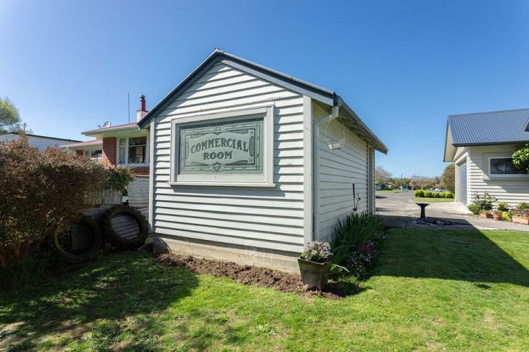 Photo of property in 22 Hunter Street, Dannevirke, 4930