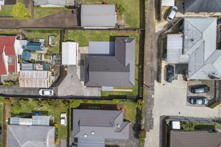 Photo of property in 2/18 Maunu Road, Papatoetoe, Auckland, 2025