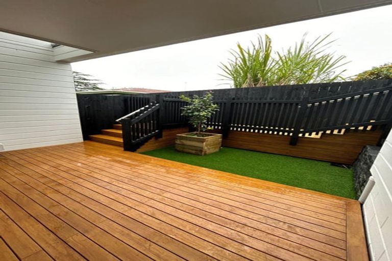 Photo of property in 3/29 Tudor Road, Henderson, Auckland, 0610