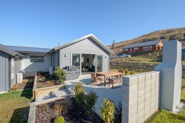 Photo of property in 2 Witley Lane, Lower Shotover, Queenstown, 9371