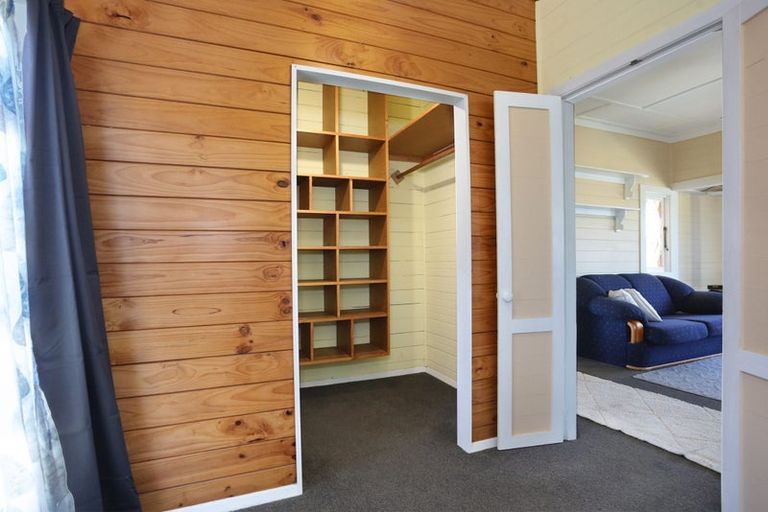 Photo of property in 16 Punga Street, Tangimoana, 4822