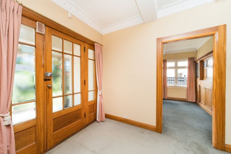 Photo of property in 4 Russell Street, Palmerston North, 4414