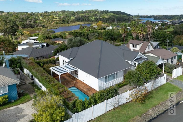 Photo of property in 25 George Street, Riverhead, 0820