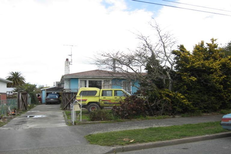 Photo of property in 79 Cameron Crescent, Masterton, 5810