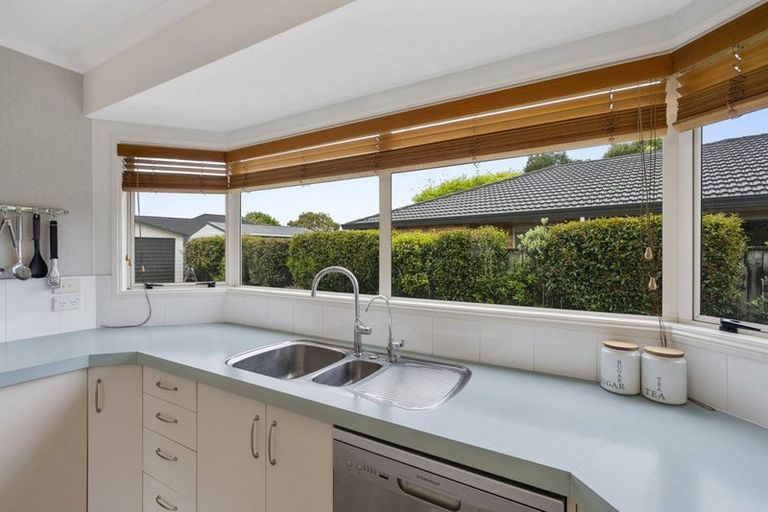 Photo of property in 430 Mangorei Road, Highlands Park, New Plymouth, 4312