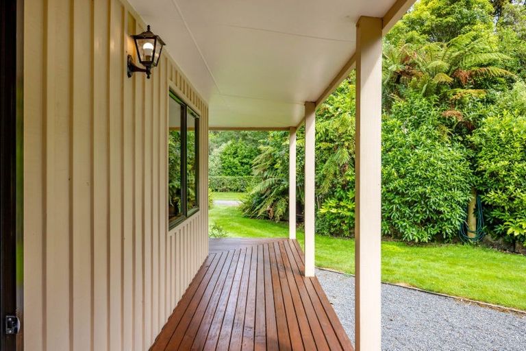 Photo of property in 414b Turuturu Road, Hawera, 4674