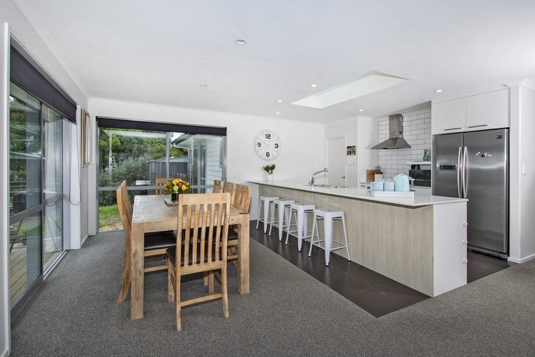 Photo of property in 17 Derwin Lane, Parua Bay, Whangarei, 0174