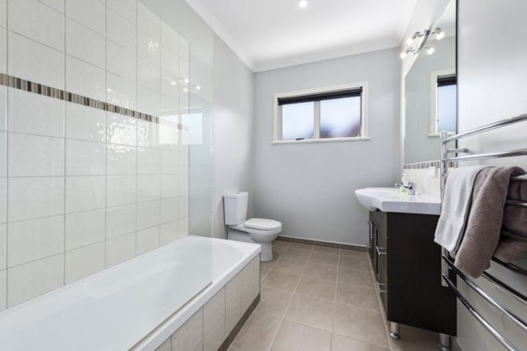 Photo of property in 2a Field Street, Silverstream, Upper Hutt, 5019