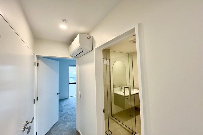 Photo of property in 1/2 Deloraine Street, Somerfield, Christchurch, 8024