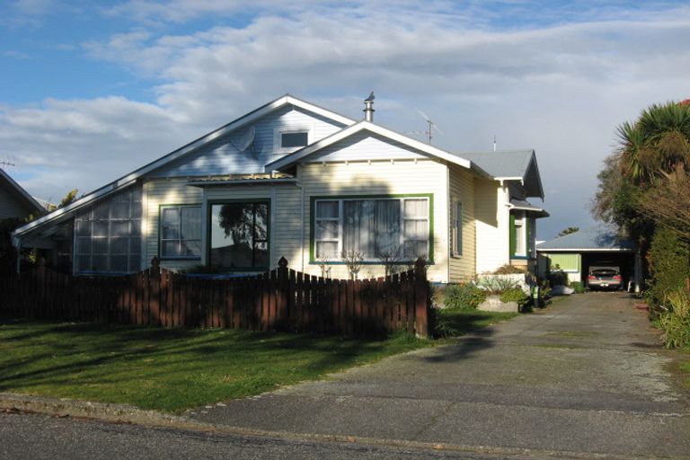Photo of property in 84 Davie Street, Hokitika, 7810