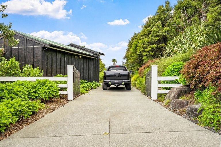 Photo of property in 14 Creek Street, Sandspit, Warkworth, 0982