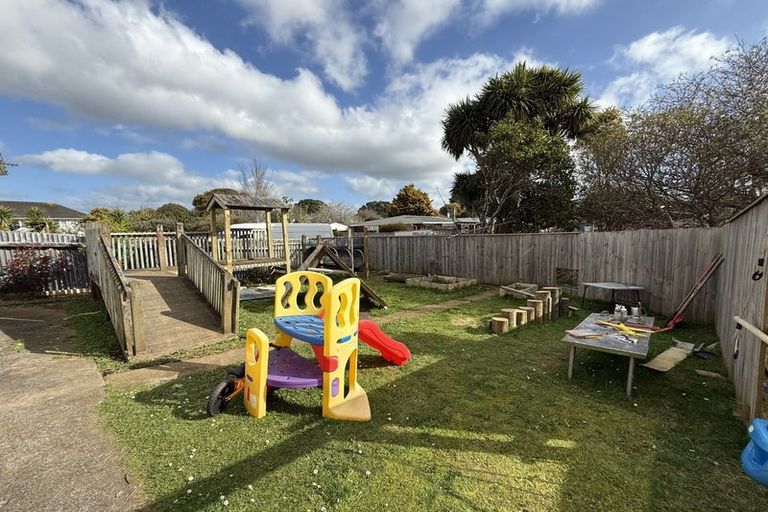 Photo of property in 49/49a Woodleigh Street, Frankleigh Park, New Plymouth, 4310