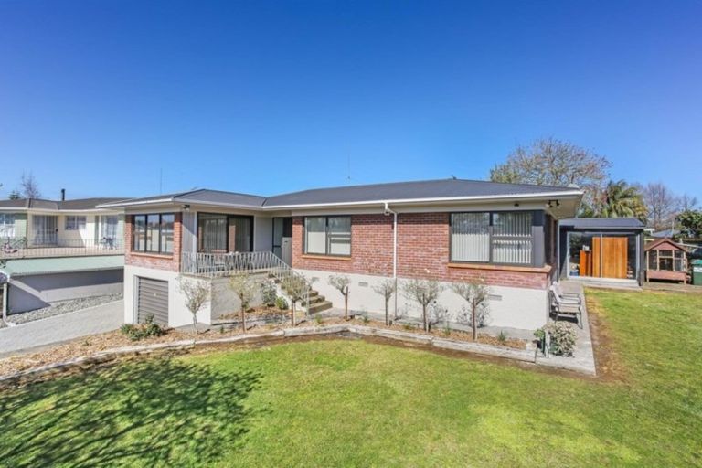 Photo of property in 9 Turner Place, Pukekohe, 2120