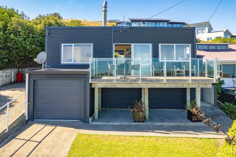 Photo of property in 18 Sunset Parade, Kai Iwi, Whanganui, 4574