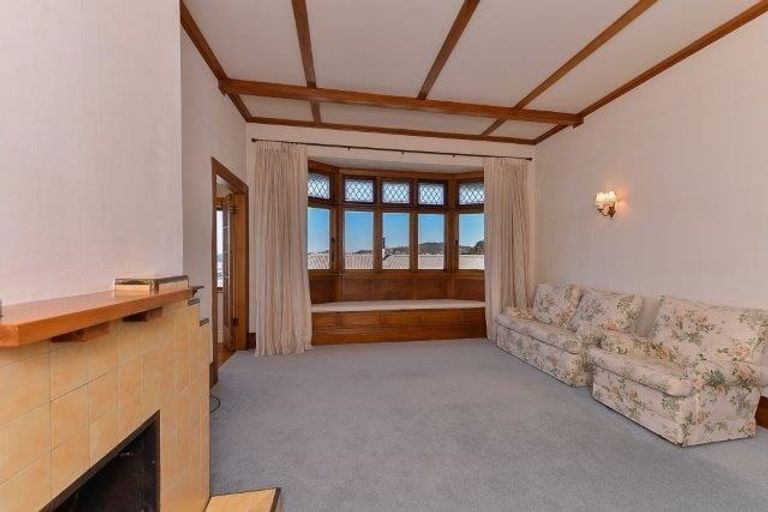 Photo of property in 8 Lower Watt Street, Wadestown, Wellington, 6012