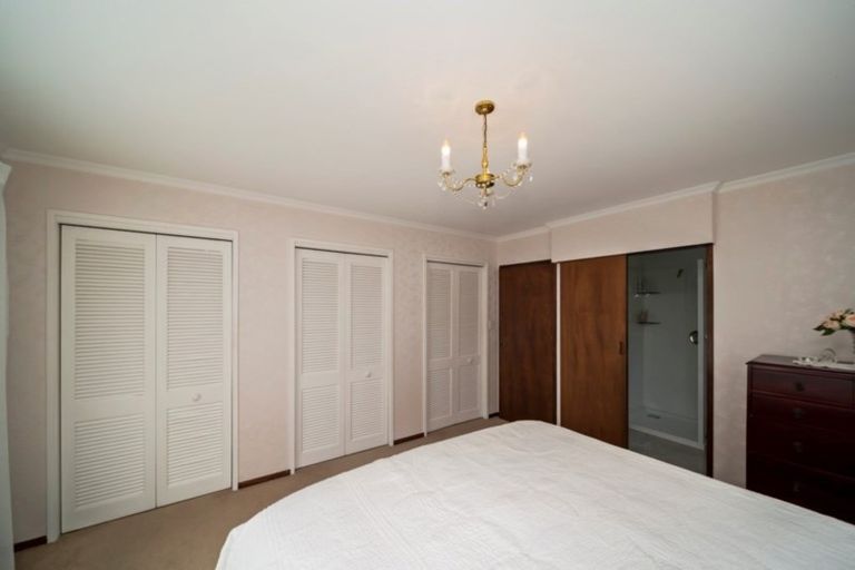Photo of property in 311 Opunake Road, Cardiff, Stratford, 4391