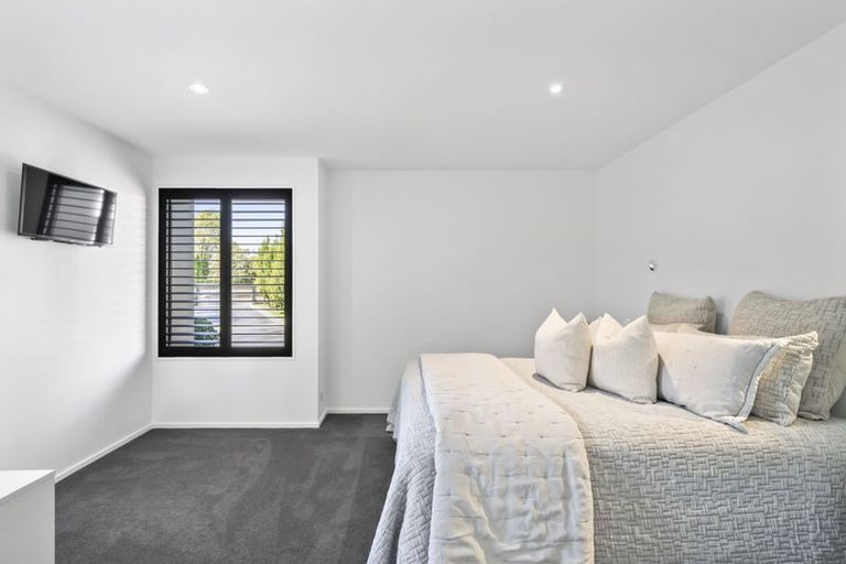 Photo of property in 27 Idris Road, Fendalton, Christchurch, 8052