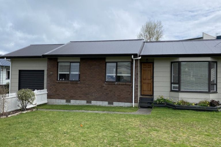 Photo of property in 89 Queens Road, Waikanae Beach, Waikanae, 5036
