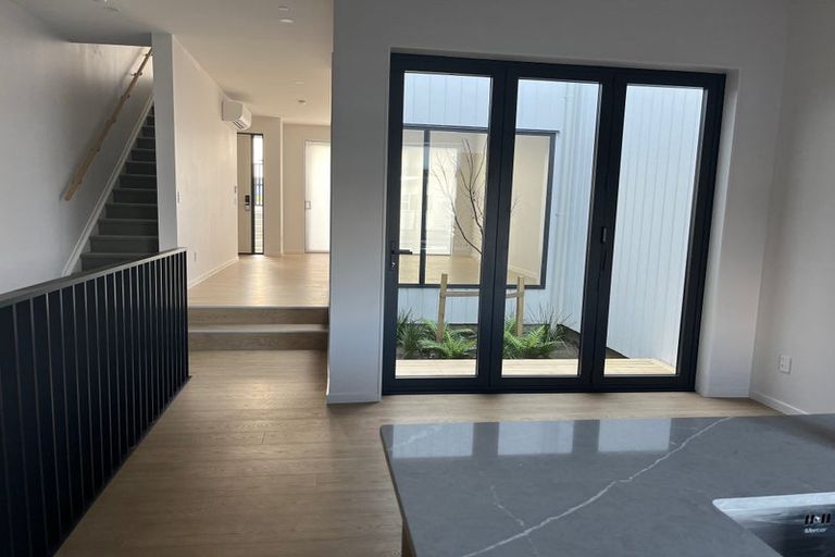 Photo of property in 51 Bearing Parade, Long Bay, Auckland, 0630