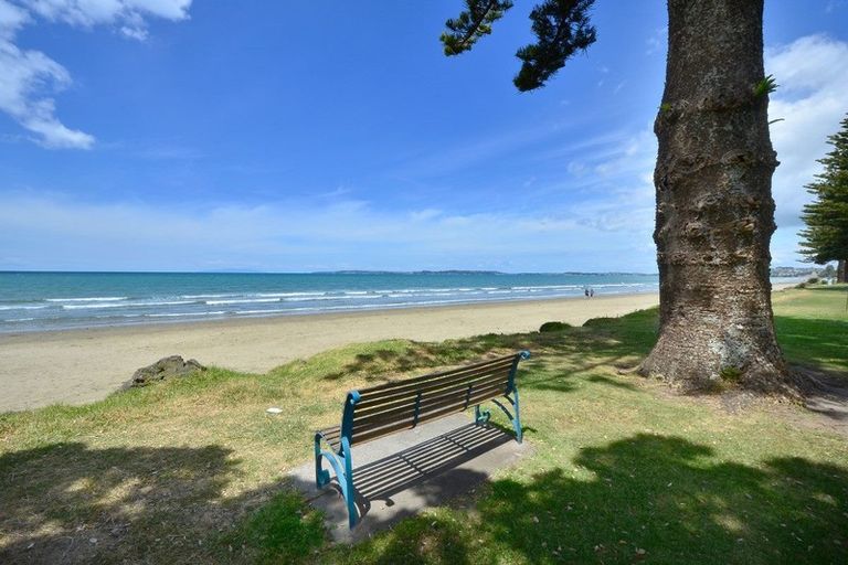 Photo of property in 7c Puriri Avenue, Orewa, 0931