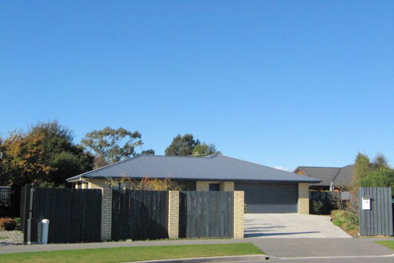 Photo of property in 19 Greenmeadow Gardens, Belfast, Christchurch, 8051